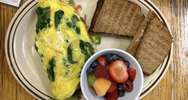 Cracked Egg Cafe