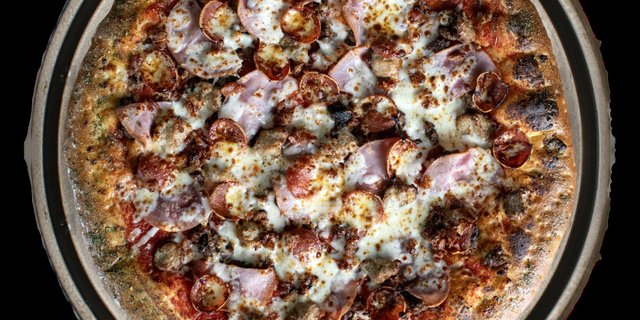 Carnivore Pizza