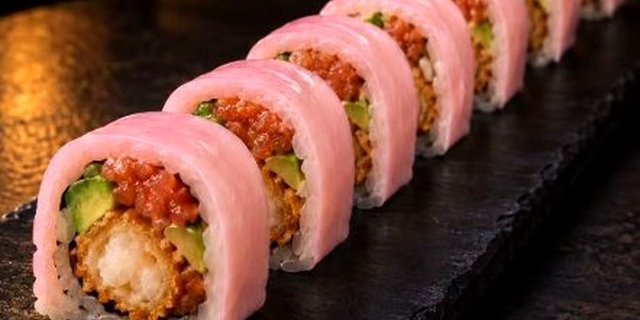 Pink Lady Roll