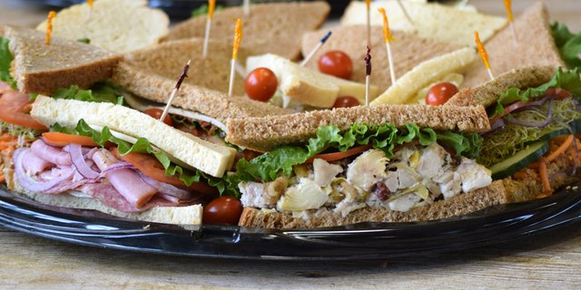 Signature Sandwich Tray