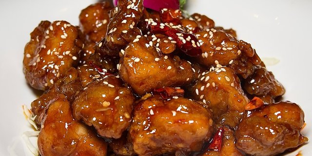 General Tso Chicken Boxed Lunch