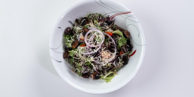 Organic Mixed Green Salad