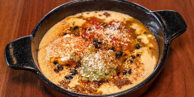 Royale Queso
