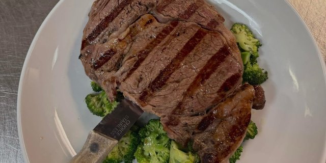 16 Oz Ribeye