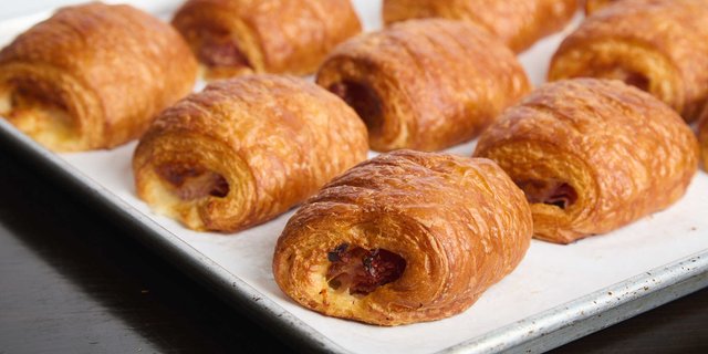 12 Mini Ham & Cheese Croissants