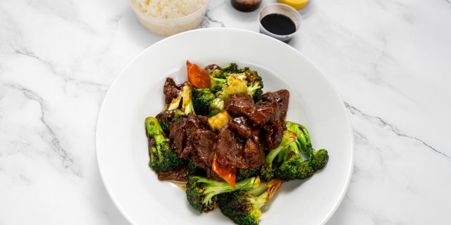 Beef w/ Broccoli