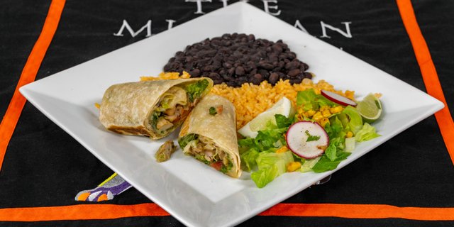 Milanesa de Pollo Wrap