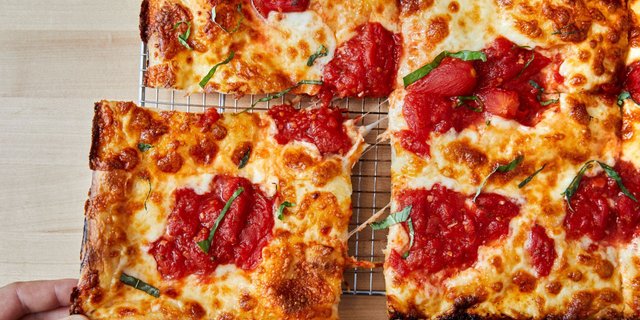 Grandma Square Pizza