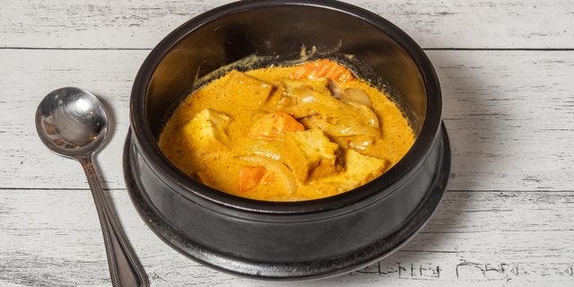 Yellow Curry w/ Jasmine Rice