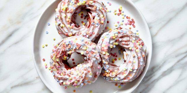 Party Crullers