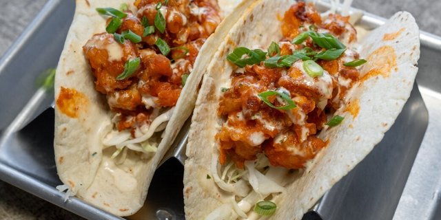 Buffalo Cauliflower Tacos Platter
