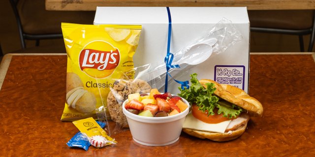 Lite Sandwich Box Lunch