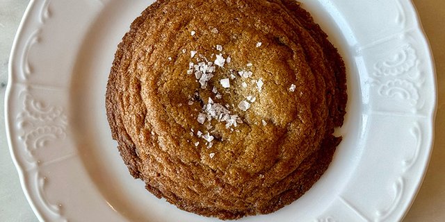 Sea Salt Chocolate Chip Cookie