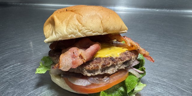 Bacon Cheeseburger