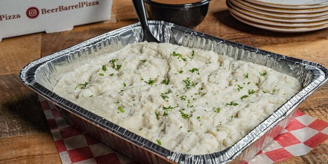 Mashed Potatoes With Gravy