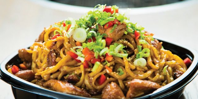 Mega Garlic Shoyu Chicken Noodles