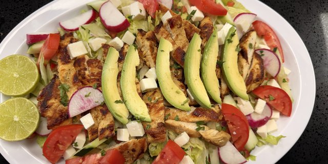 Ensalada De Pollo