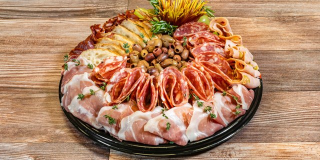 Charcuterie Graze Platter