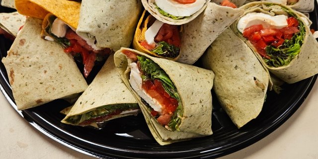 Caprese Wraps