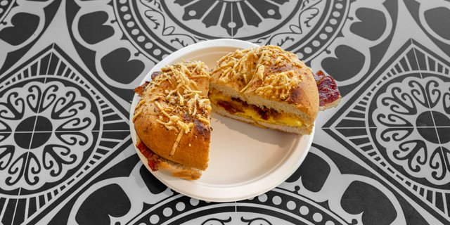 Bacon, Egg & Cheese Bagel & Coffee