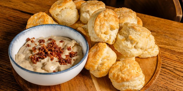 Biscuits And Sausage Gravy