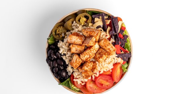 Spicy Chicken Grain Bowl