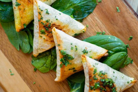 Maman Shookouh's Samosas
