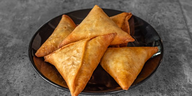 Kenyan Vegetable Samosas
