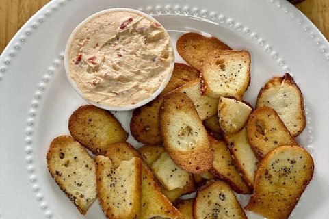 Bagel Chips + Dip