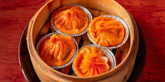 Juicy Crab & Pork Dumpling XLB