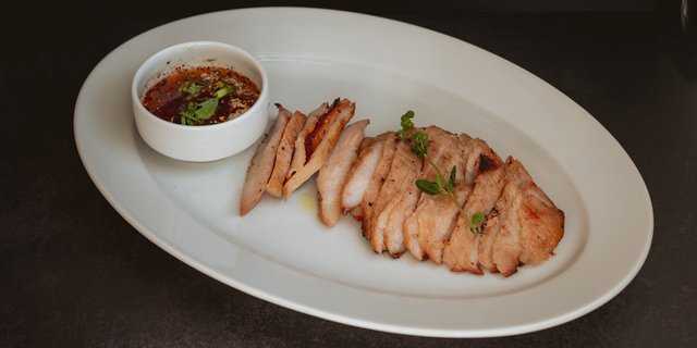 Grilled Pork Jowl
