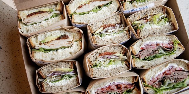 Sandwich Tray