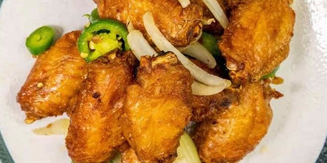 Salted & Pepper Chicken Wings