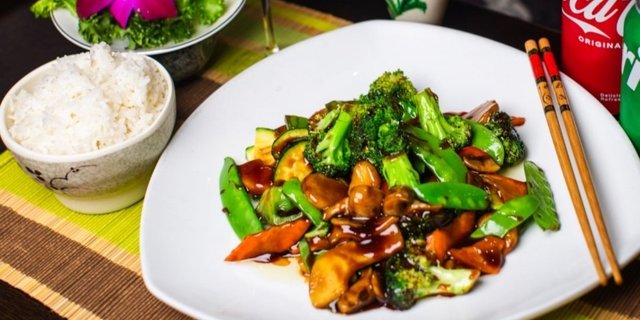 Mixed Vegetables Stir-Fry W/ Rice Boxed Lunch