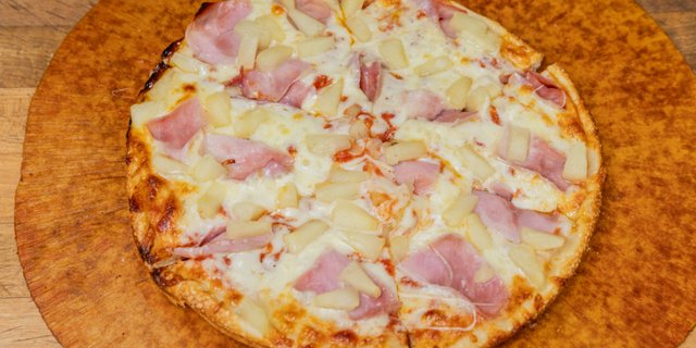Hawaiian Pizza