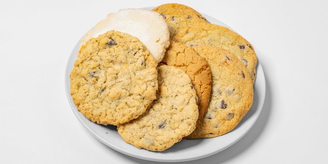 Oversized Cookies