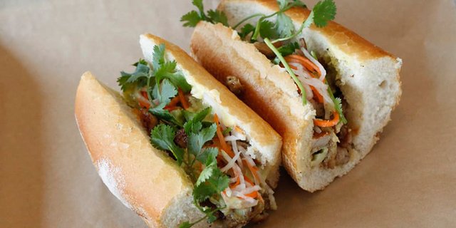House Marinated Chicken Sandwich Tray