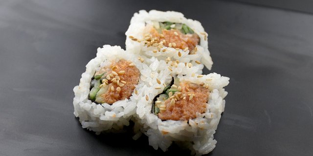 Spicy Tuna Roll Tray