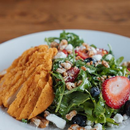 DB Bistro Salad