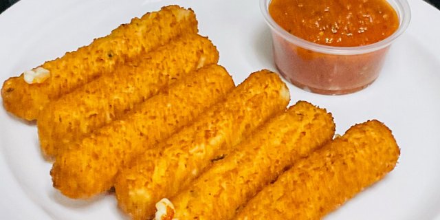 Mozzarella Sticks
