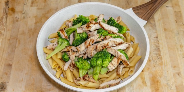 Penne & Broccoli