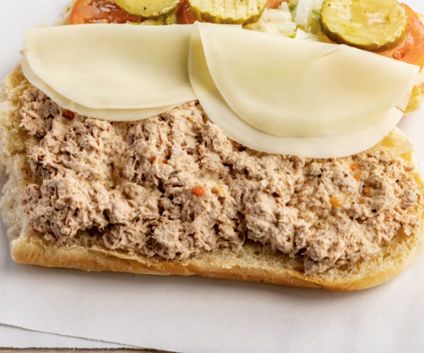Half Sub Boxed Lunch w/ Chips & Soda