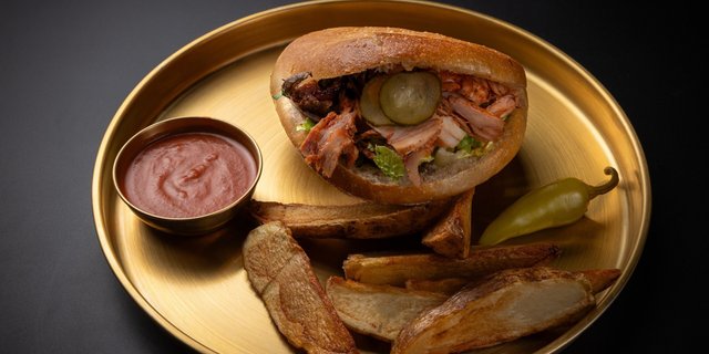 Mix Lamb & Chicken Shawarma Pita