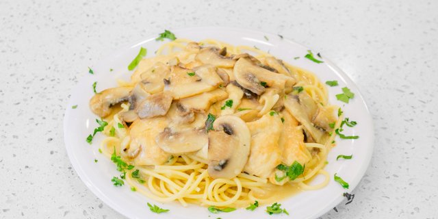 Chicken Marsala Tray
