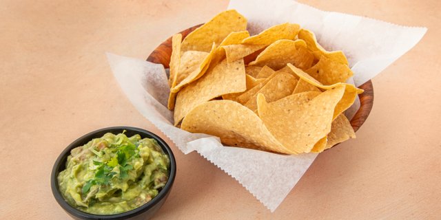 Chips & Guacamole Platter