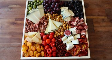 Antonelli's Cheese Charcuterie Boards and Meeting Trays