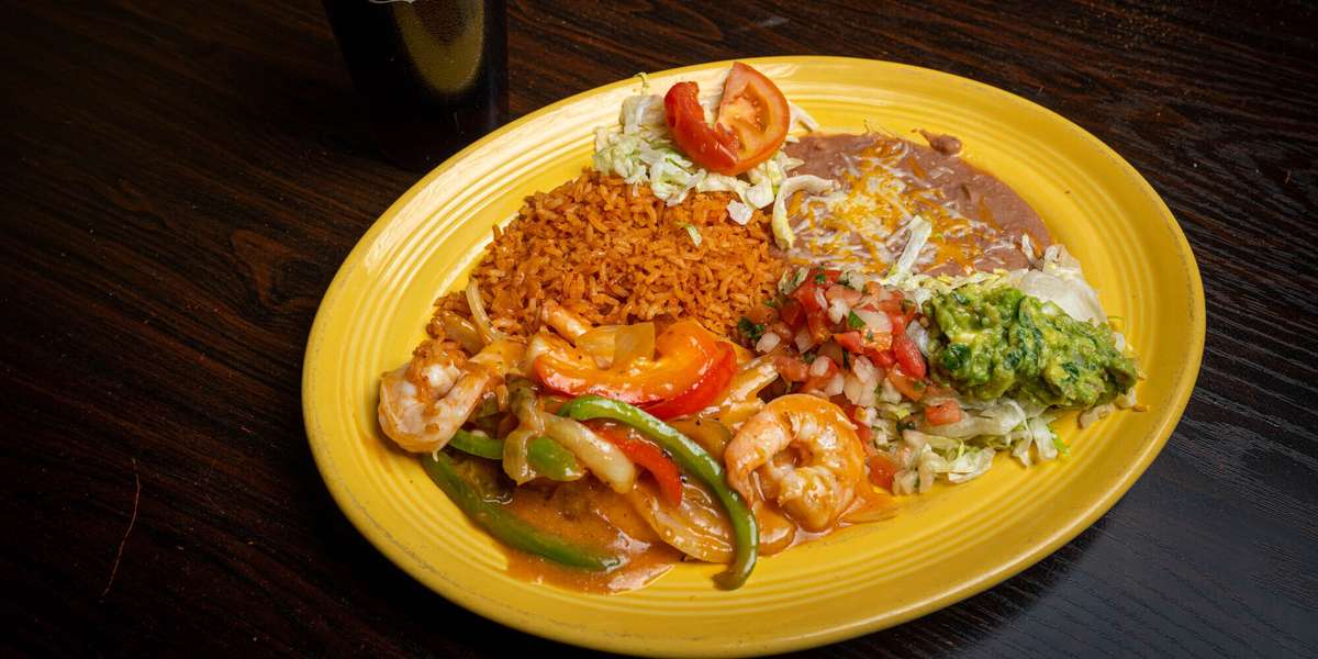 Tres Amigos Mexican Grill