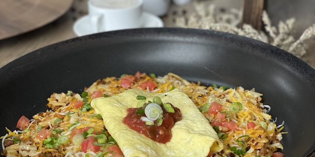 Haley Hash w/ House Biscuit
