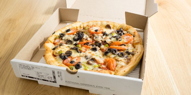 Five Large 14" Pizzas