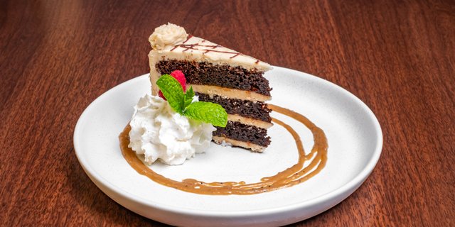 Chocolate Caramel Cake